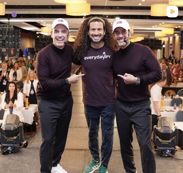 Andrew Bustamante · ex-oficial CIA · fundador de EverydaySpy